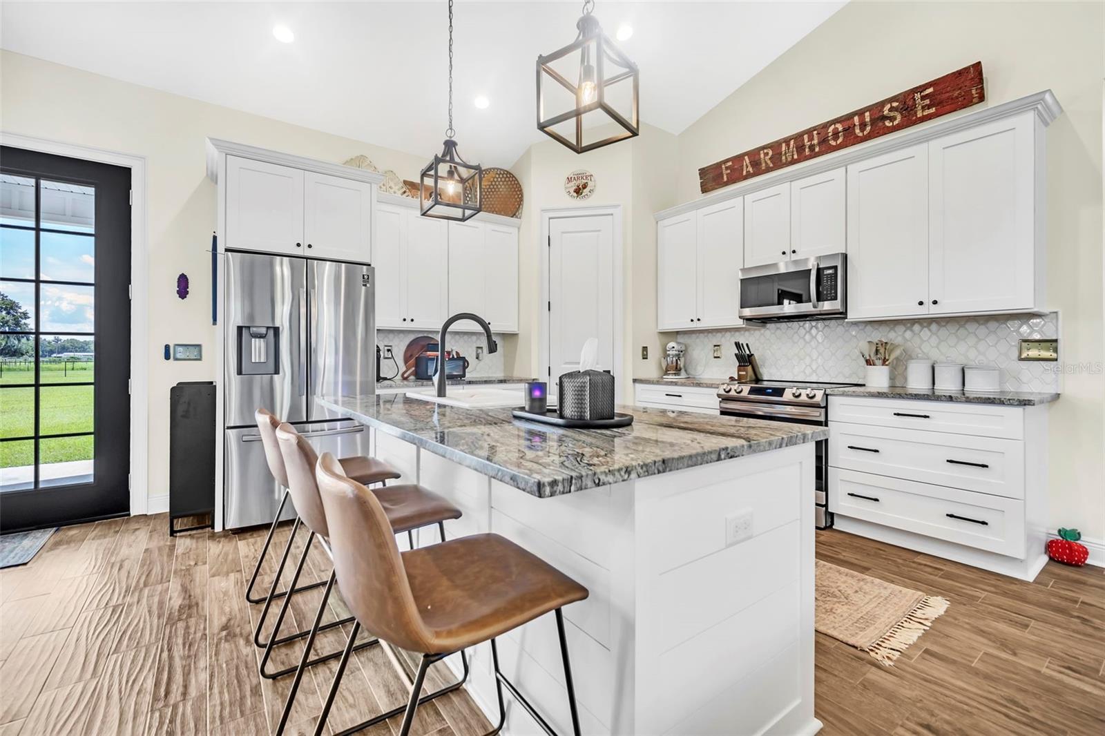 Listing photo id 4 for 4486 Miley Road