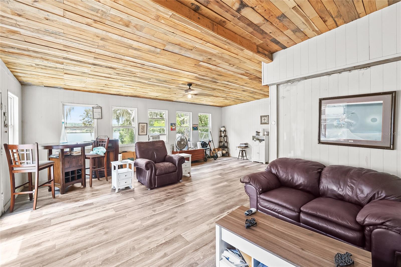Image 4 of 35 For 6848 Spring Lake Road