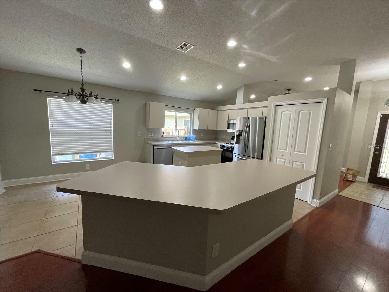 Image 5 of 20 For 1527 Scotch Pine Drive