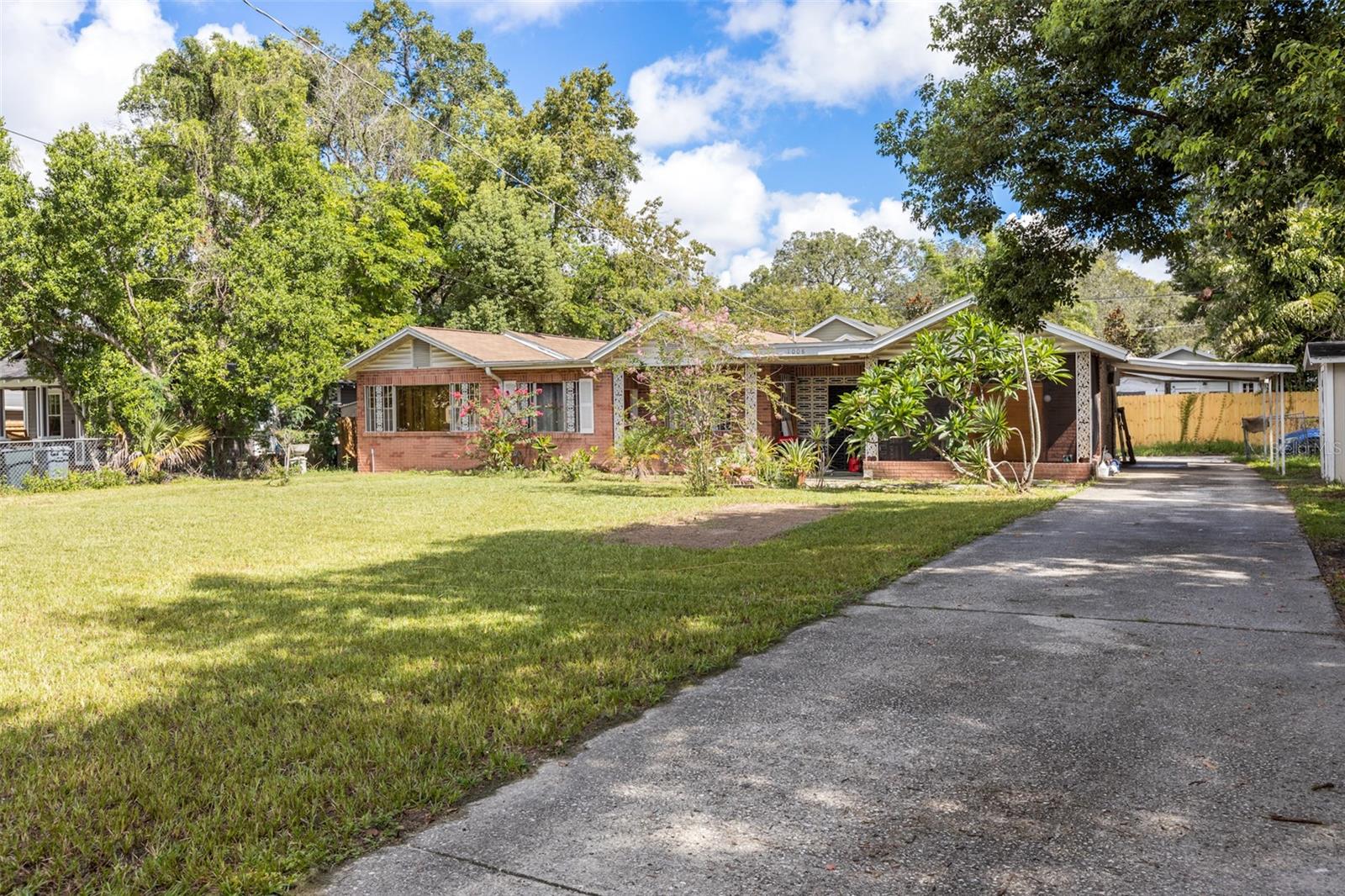 Image 4 of 18 For 1008 Comanche Avenue