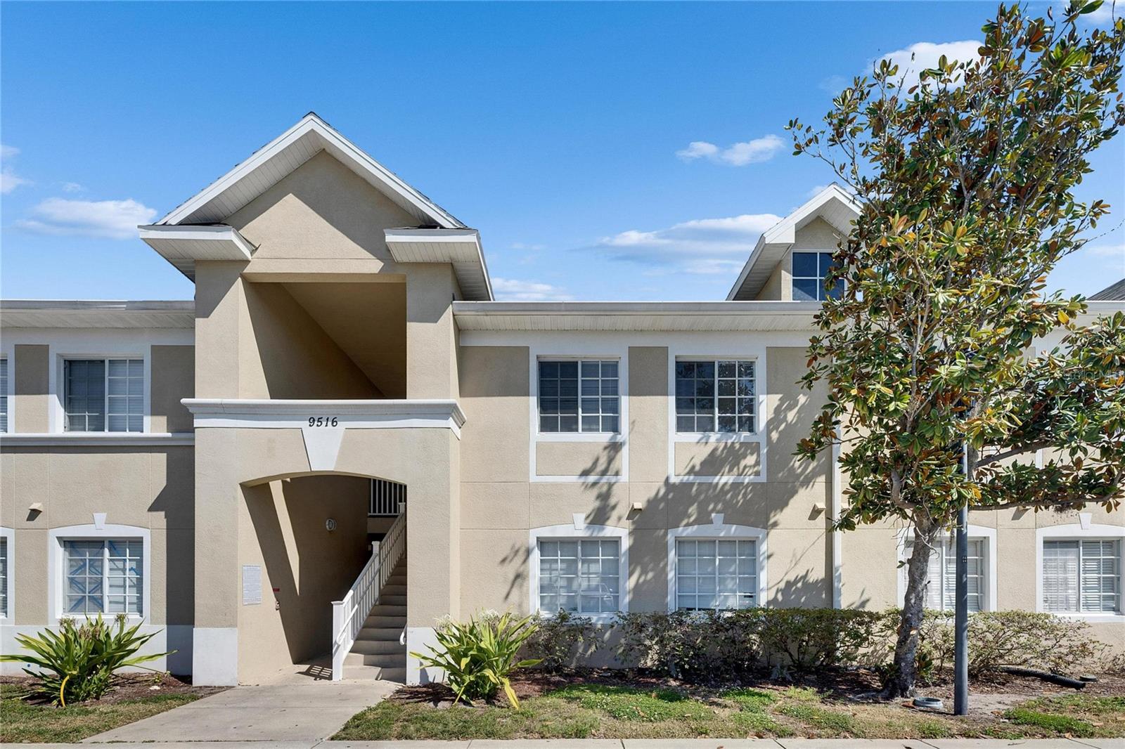 Details for 9516 Amberdale Court 202, RIVERVIEW, FL 33569
