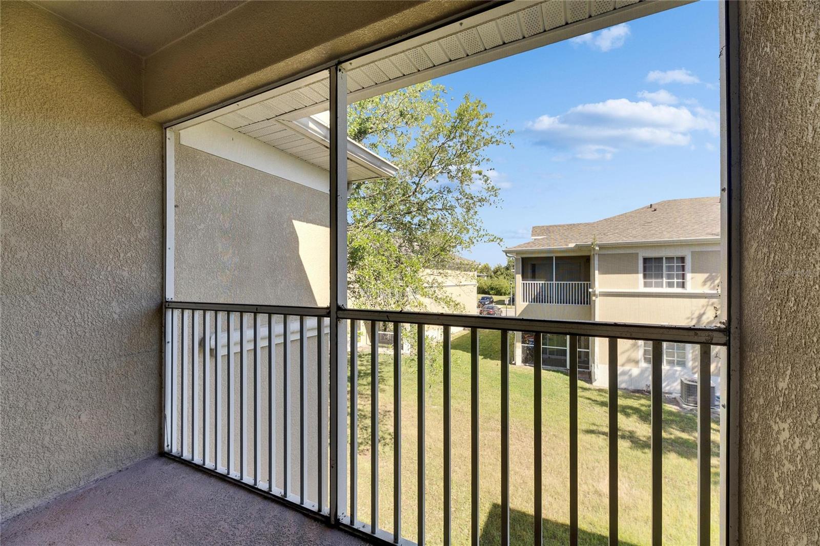 Image 23 of 32 For 9516 Amberdale Court 202