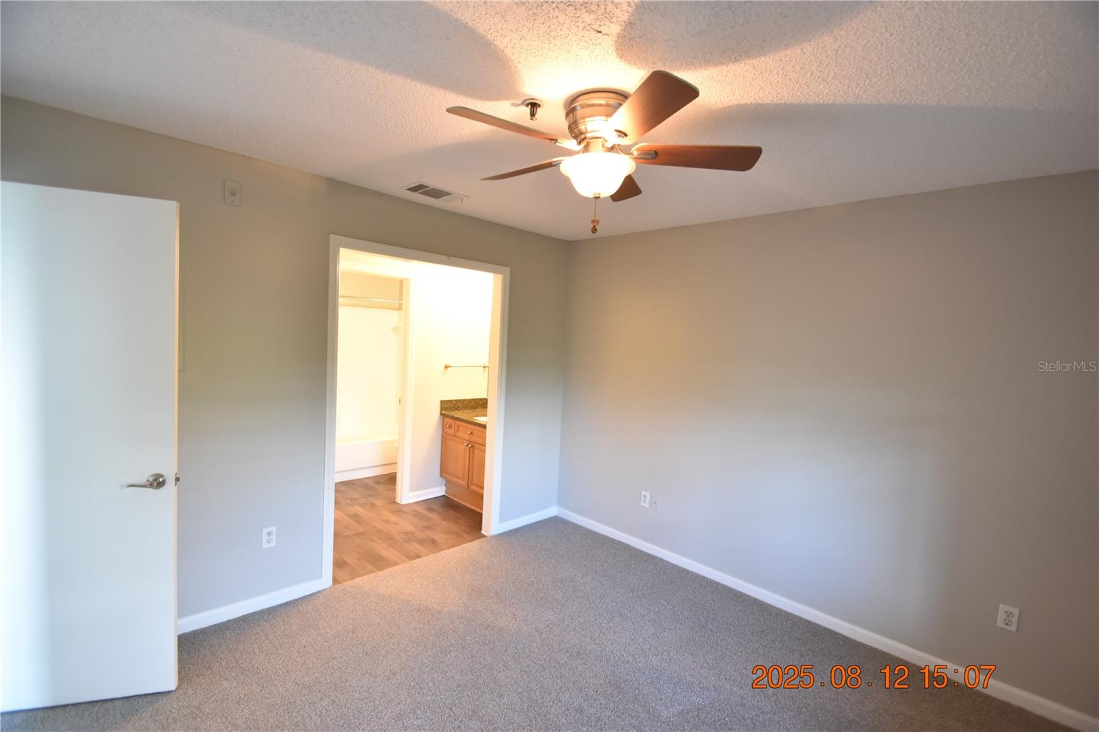 Image 18 of 30 For 11901 4th Street N 1306