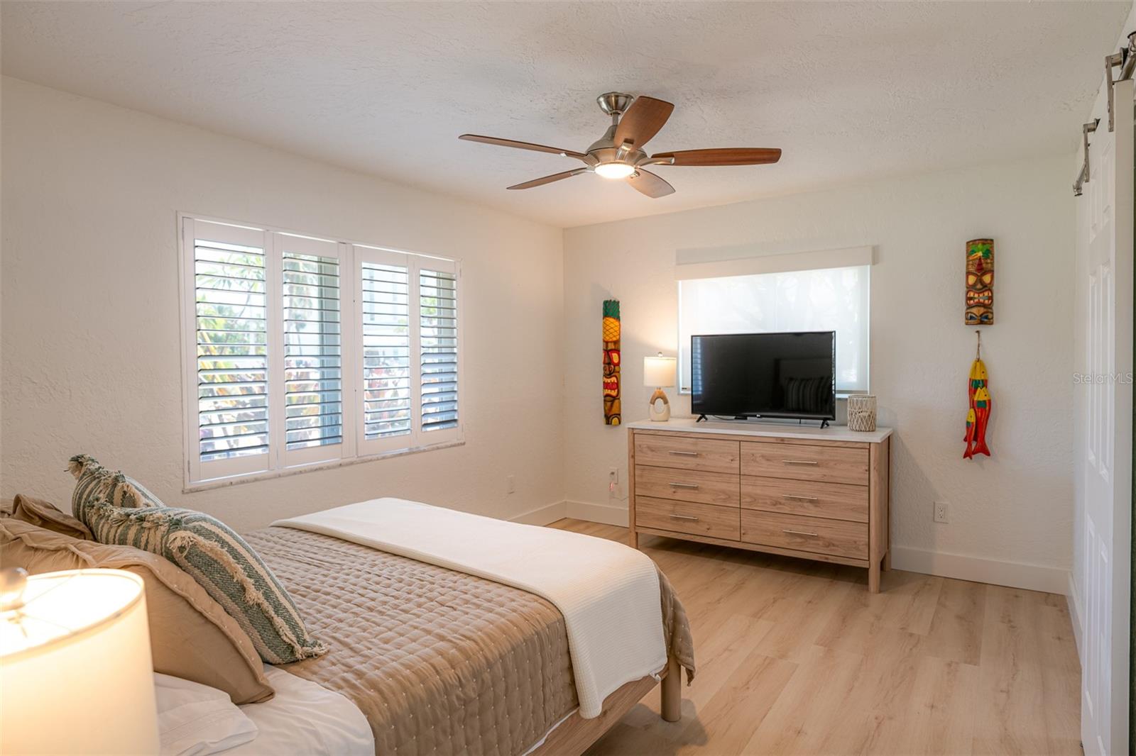 Image 18 of 48 For 6412 1st Palm Point