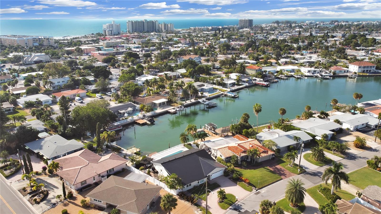 Image 4 of 48 For 6412 1st Palm Point
