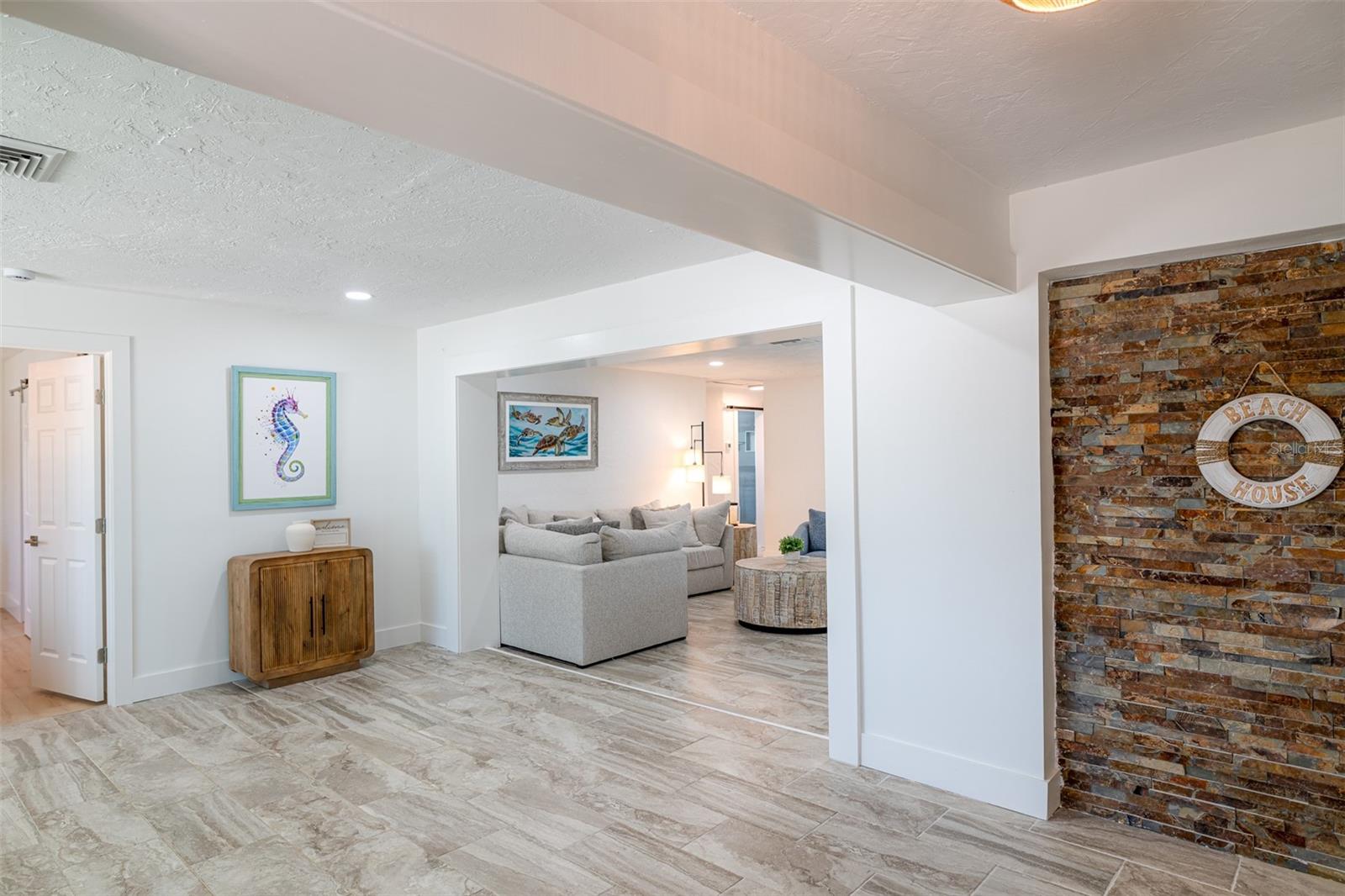 Image 6 of 48 For 6412 1st Palm Point