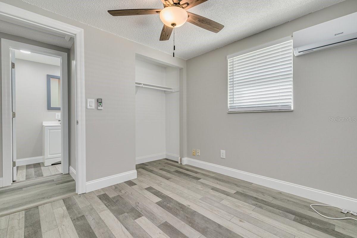 Image 16 of 18 For 13496 West Rena Dr  N