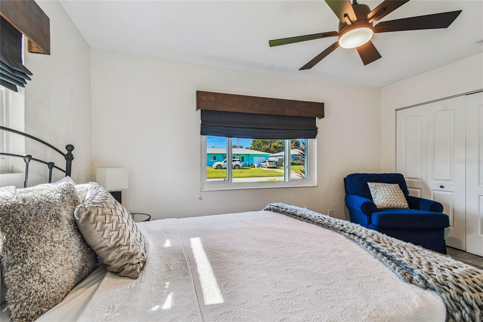 Image 39 of 66 For 6819 30th Avenue N
