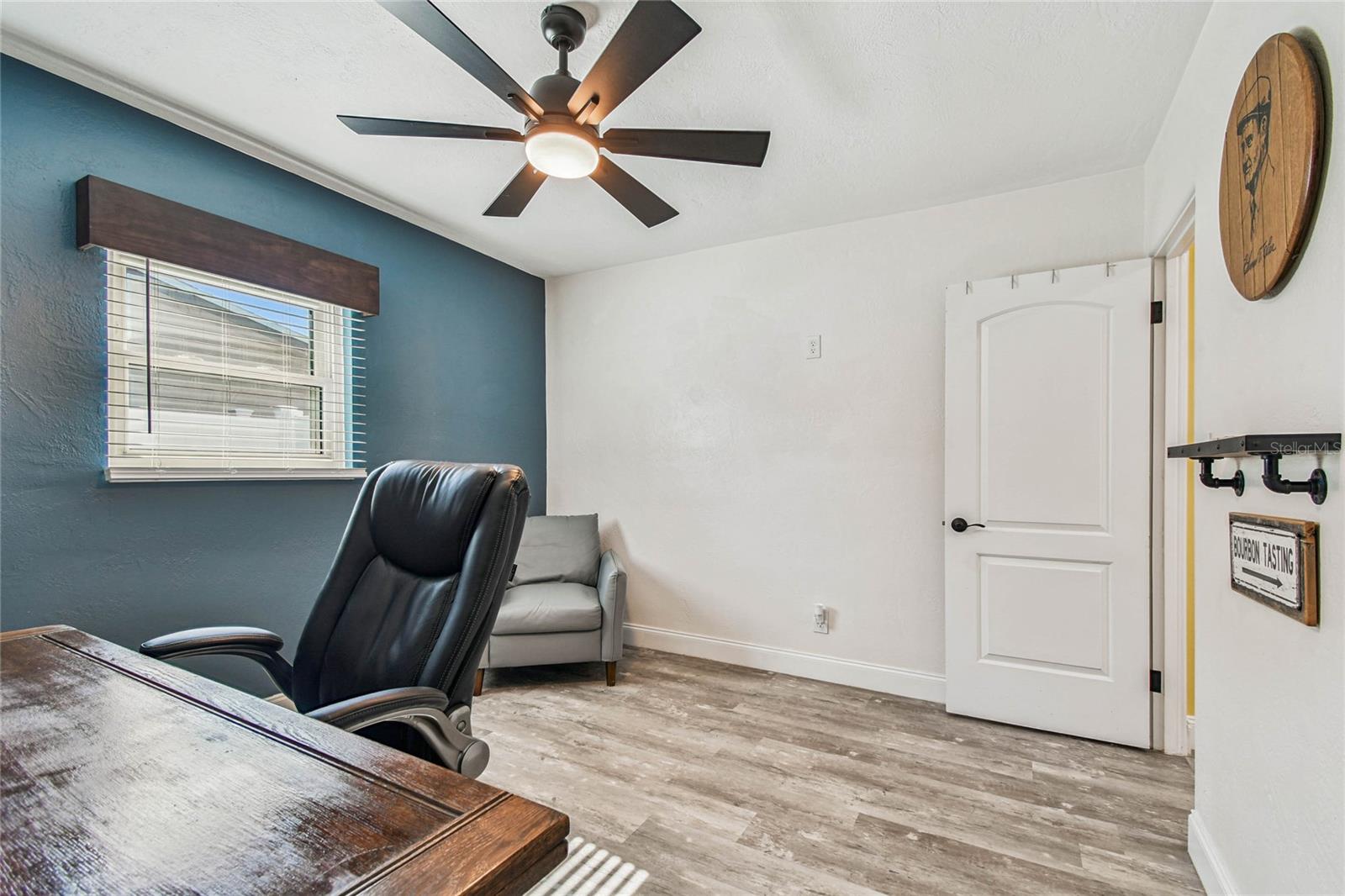 Image 45 of 66 For 6819 30th Avenue N