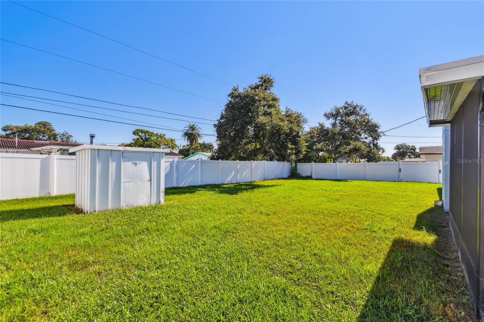 Image 52 of 66 For 6819 30th Avenue N