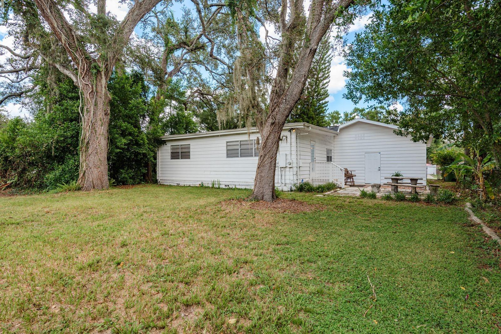 Image 30 of 37 For 8116 Fielding Avenue