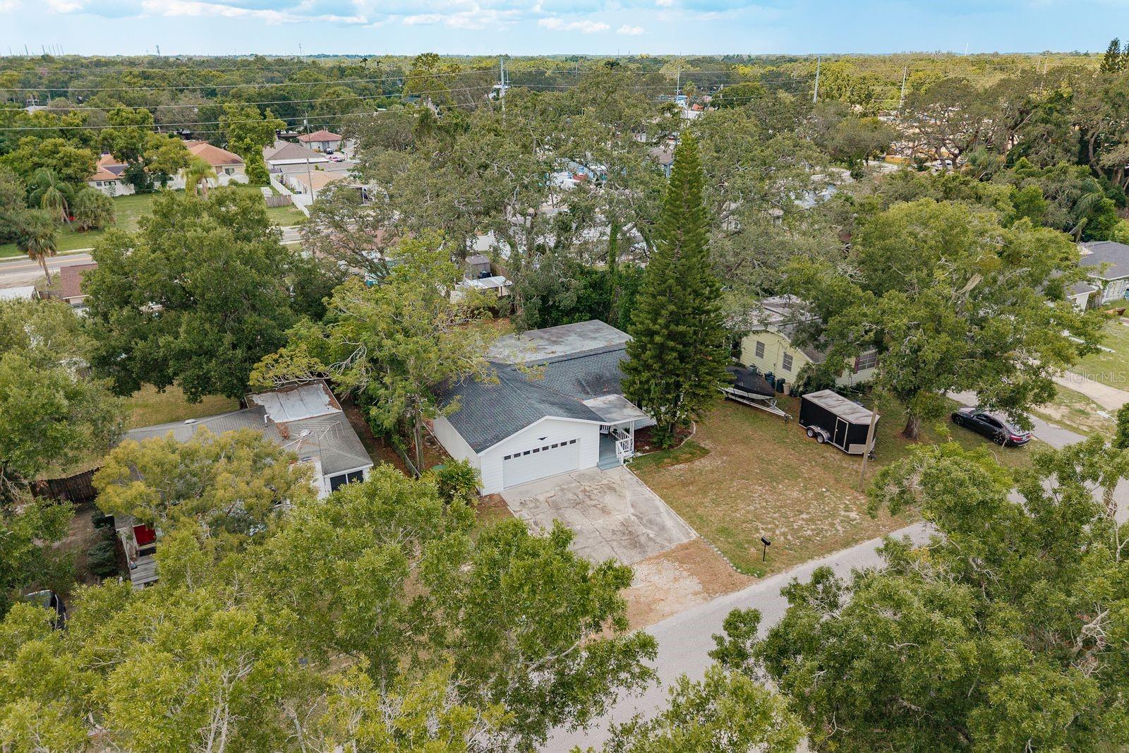 Image 32 of 37 For 8116 Fielding Avenue