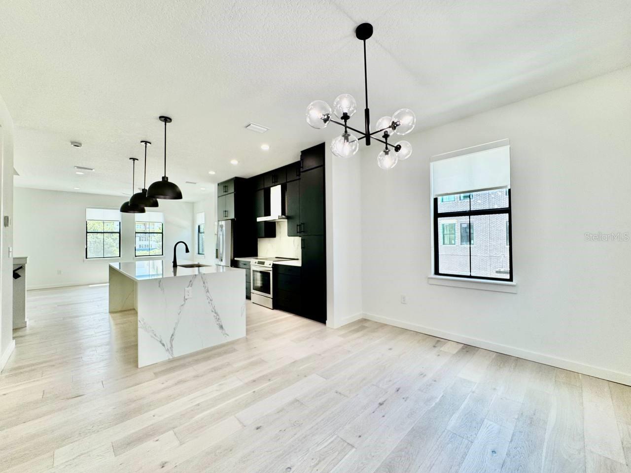 Image 13 of 41 For 1302 Kay Street 1