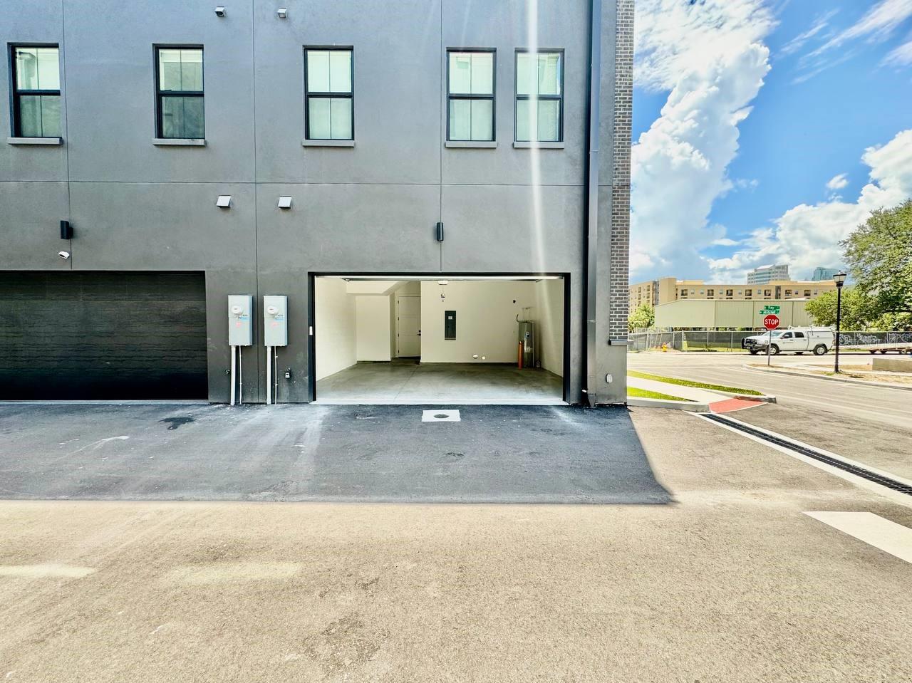 Image 41 of 41 For 1302 Kay Street 1