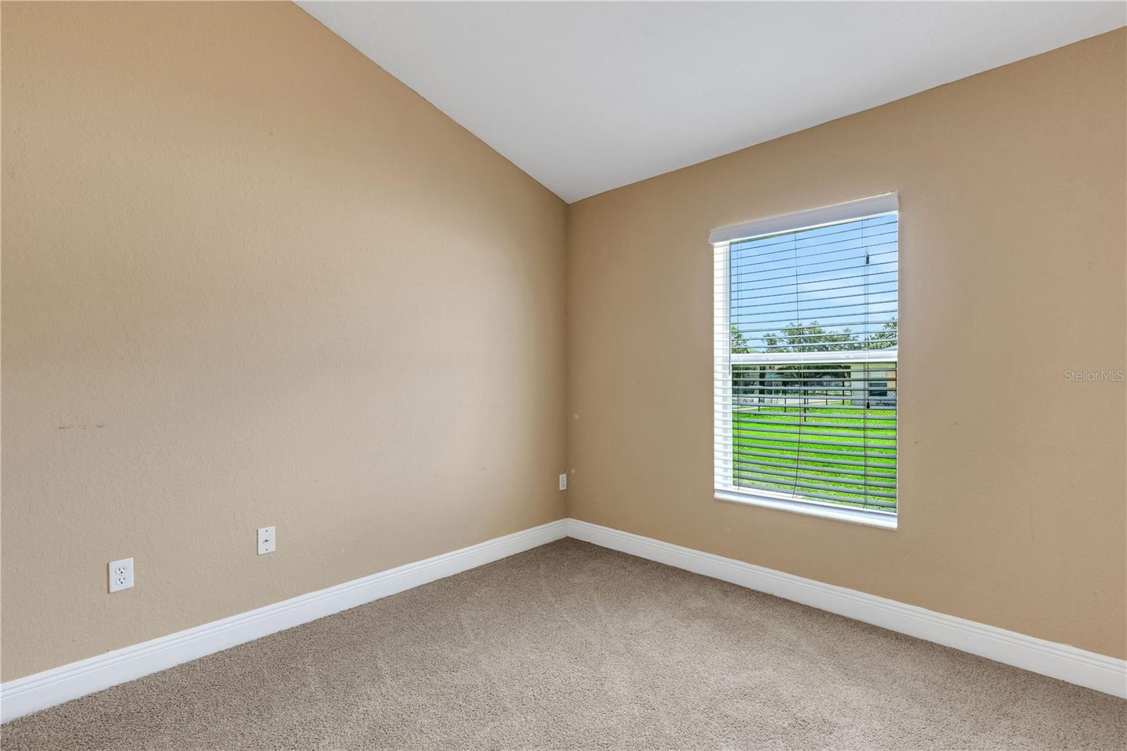 Image 17 of 25 For 1164 Kittansett Lane