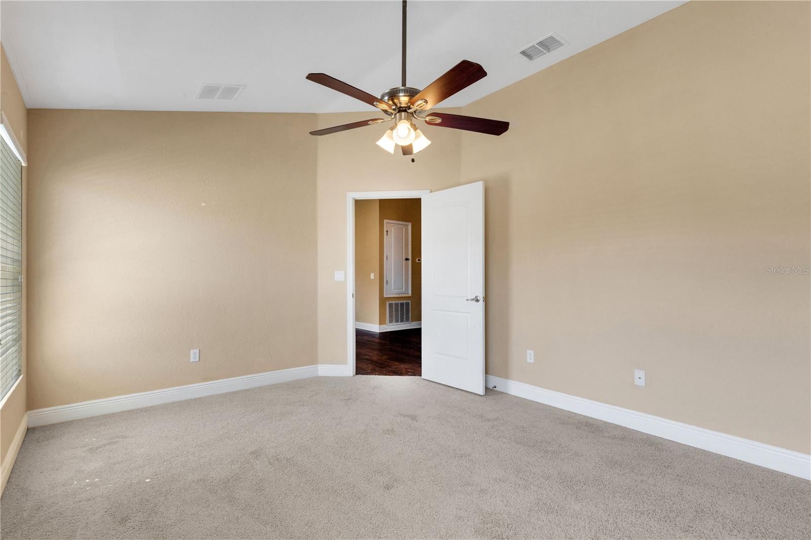 Image 9 of 25 For 1164 Kittansett Lane