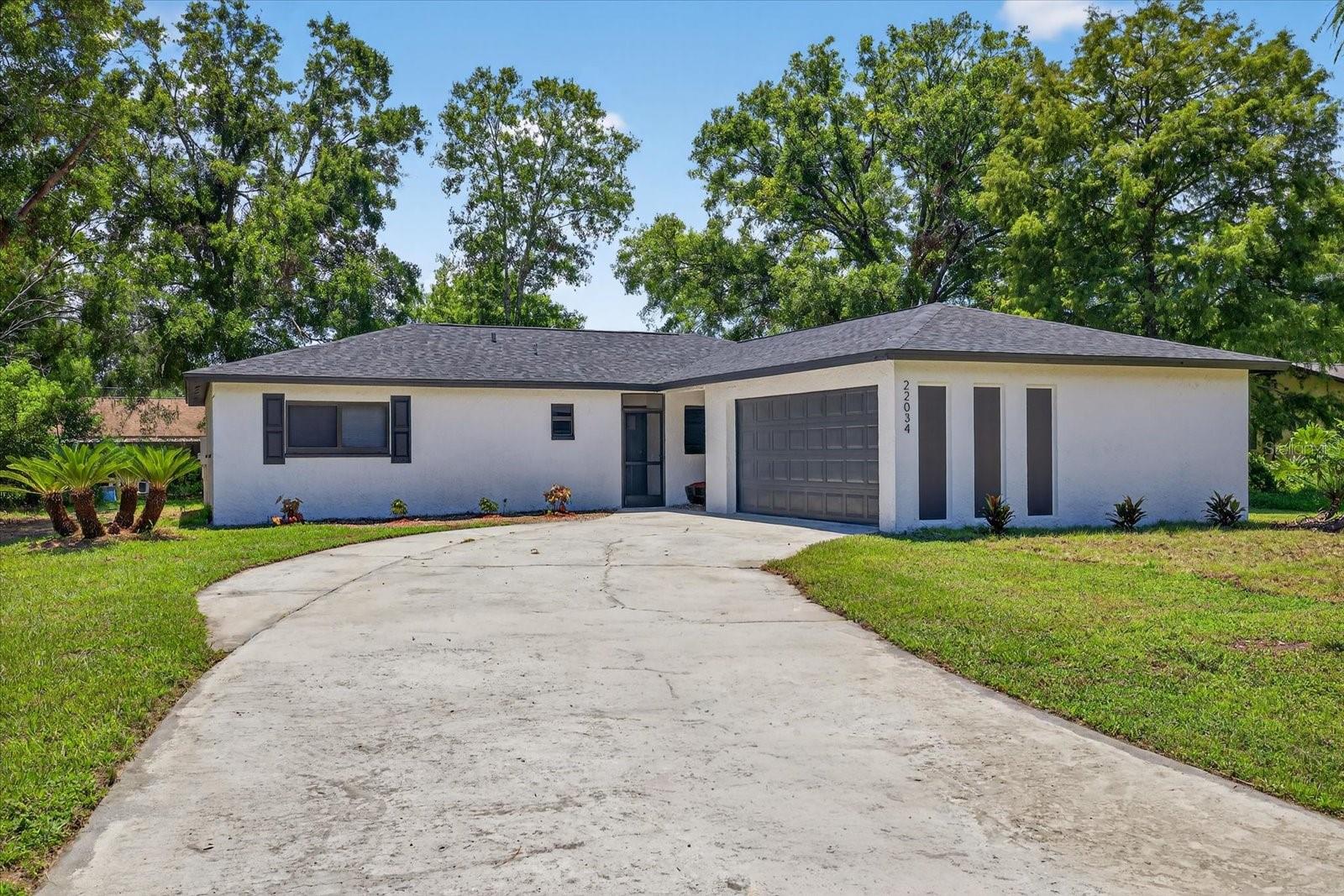 Image 4 of 58 For 22034 Hidden Oak Place