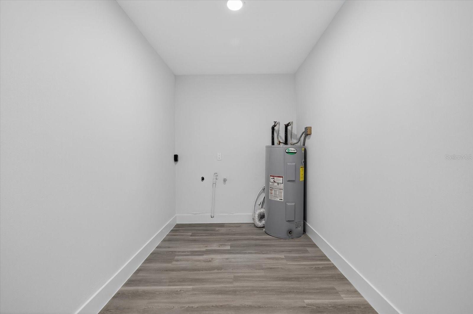 Image 41 of 58 For 22034 Hidden Oak Place