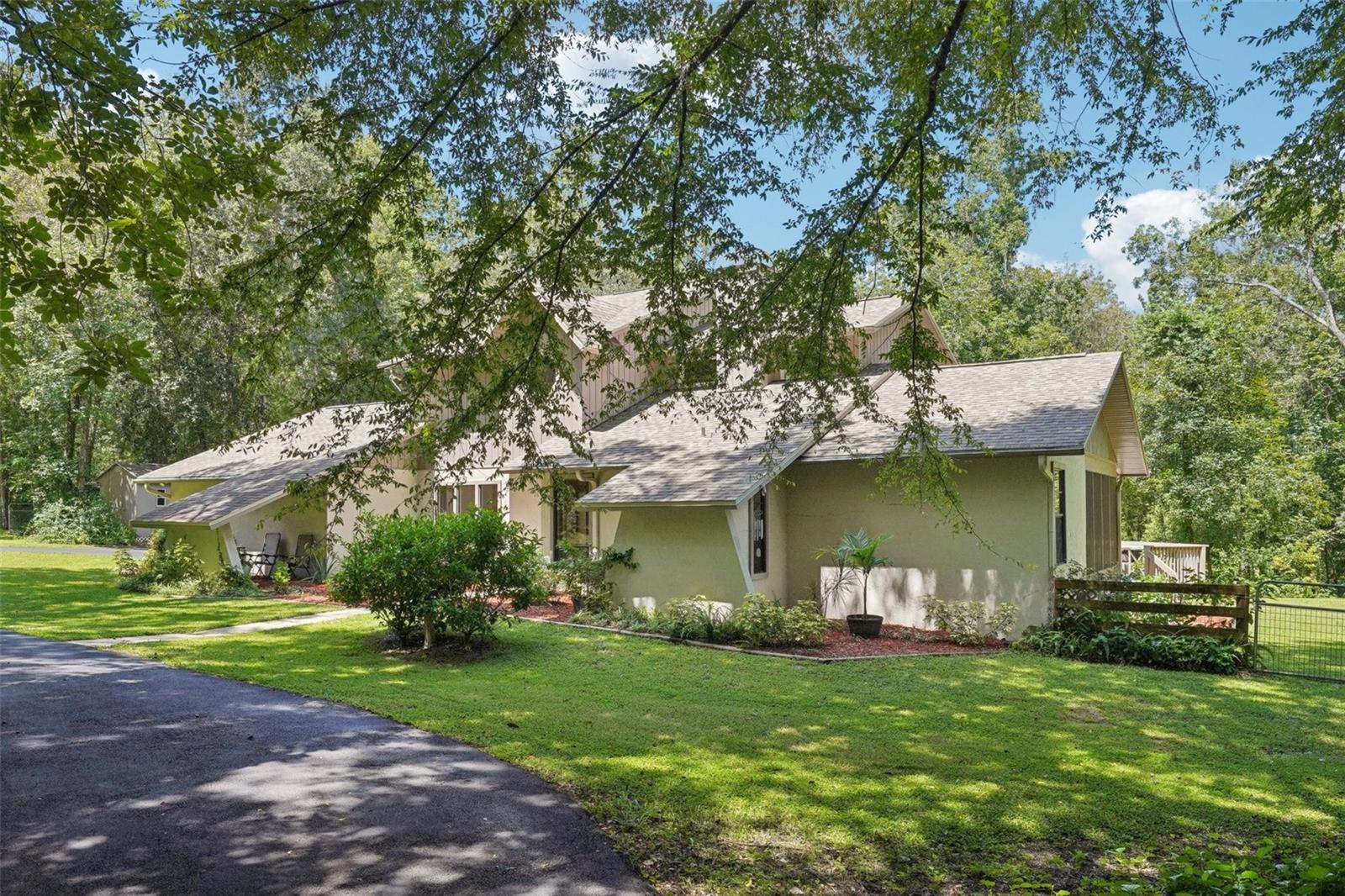 Image 3 of 100 For 26092 Withrow Road
