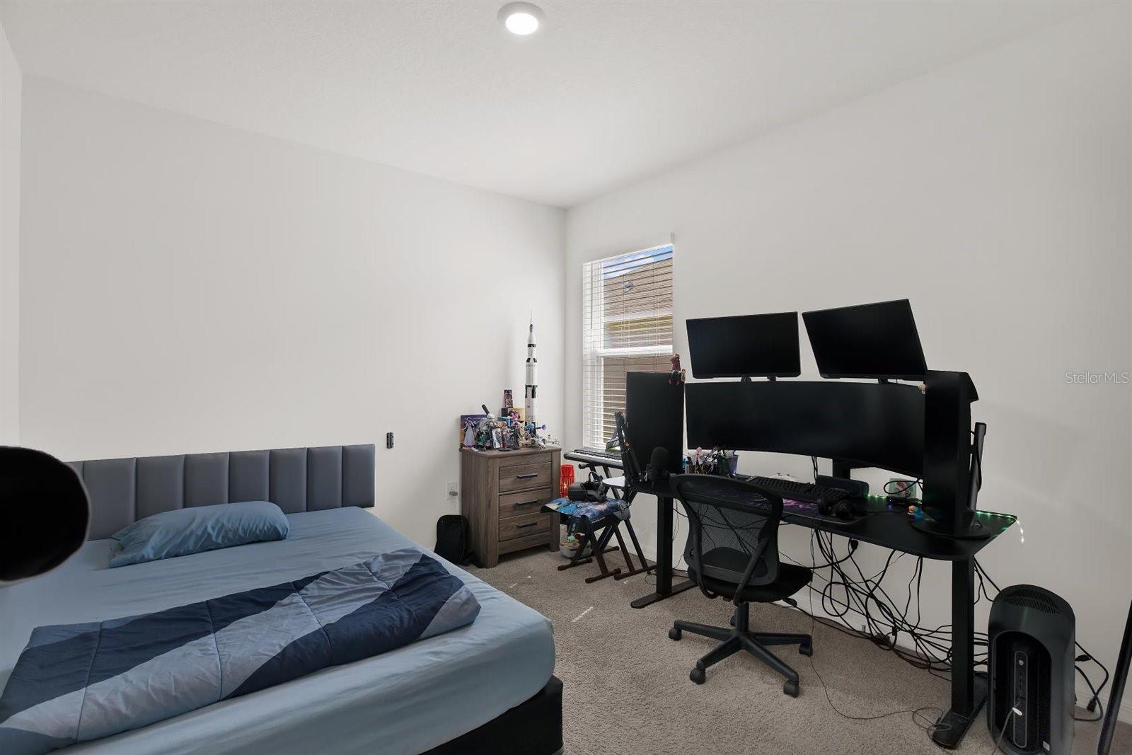 Image 15 of 22 For 35514 Mahwah Avenue