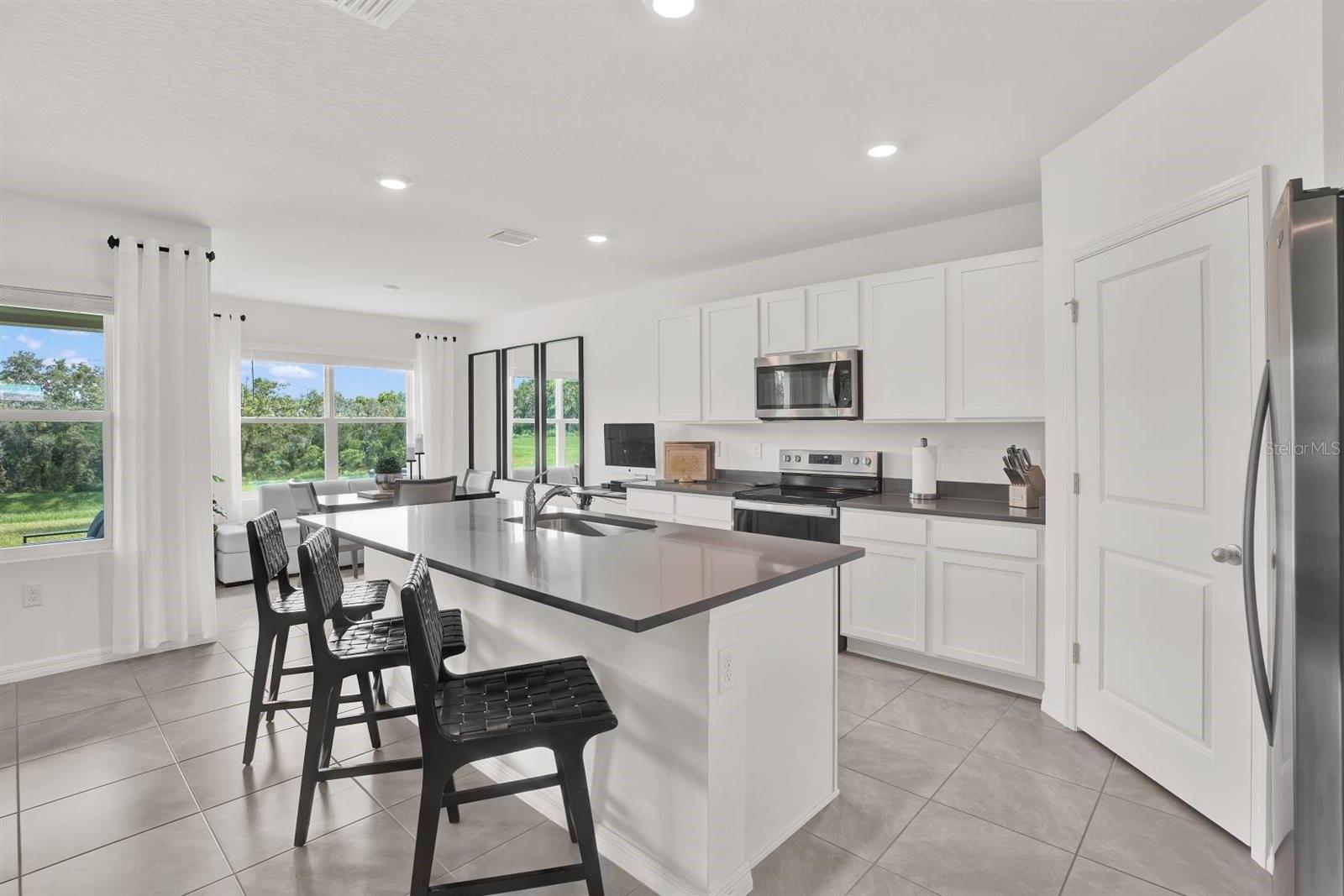 Image 5 of 22 For 35514 Mahwah Avenue