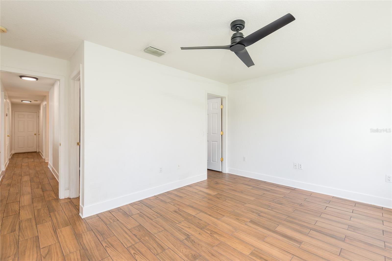 Image 10 of 21 For 11813 Prickly Pear Way