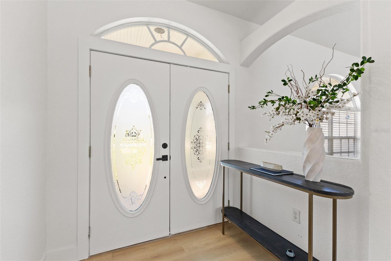 Listing photo id 15 for 15408 Cambria Drive