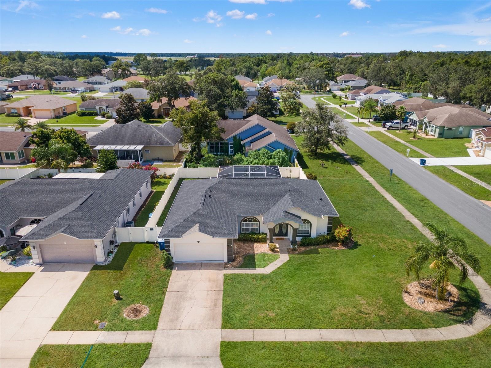 Listing photo id 50 for 15408 Cambria Drive