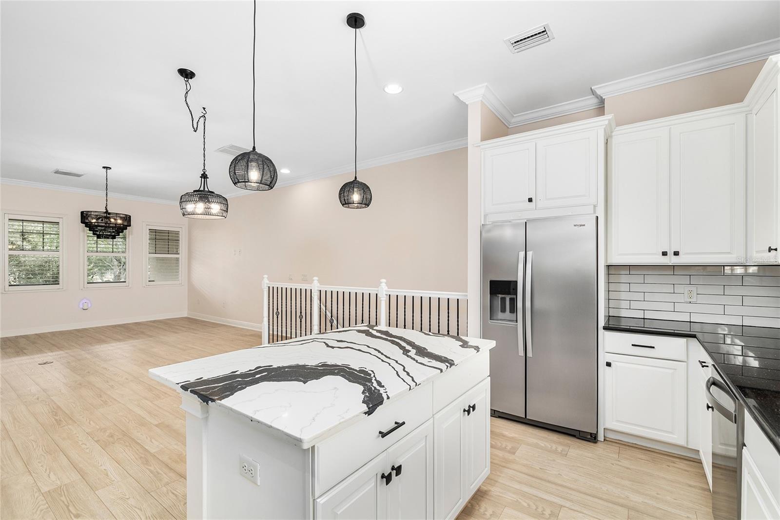 Image 12 of 54 For 5907 Printery Street