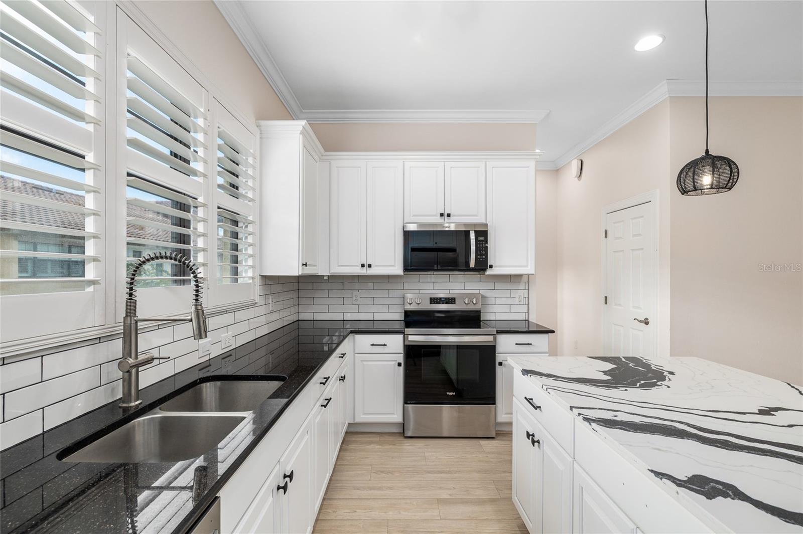 Image 16 of 54 For 5907 Printery Street