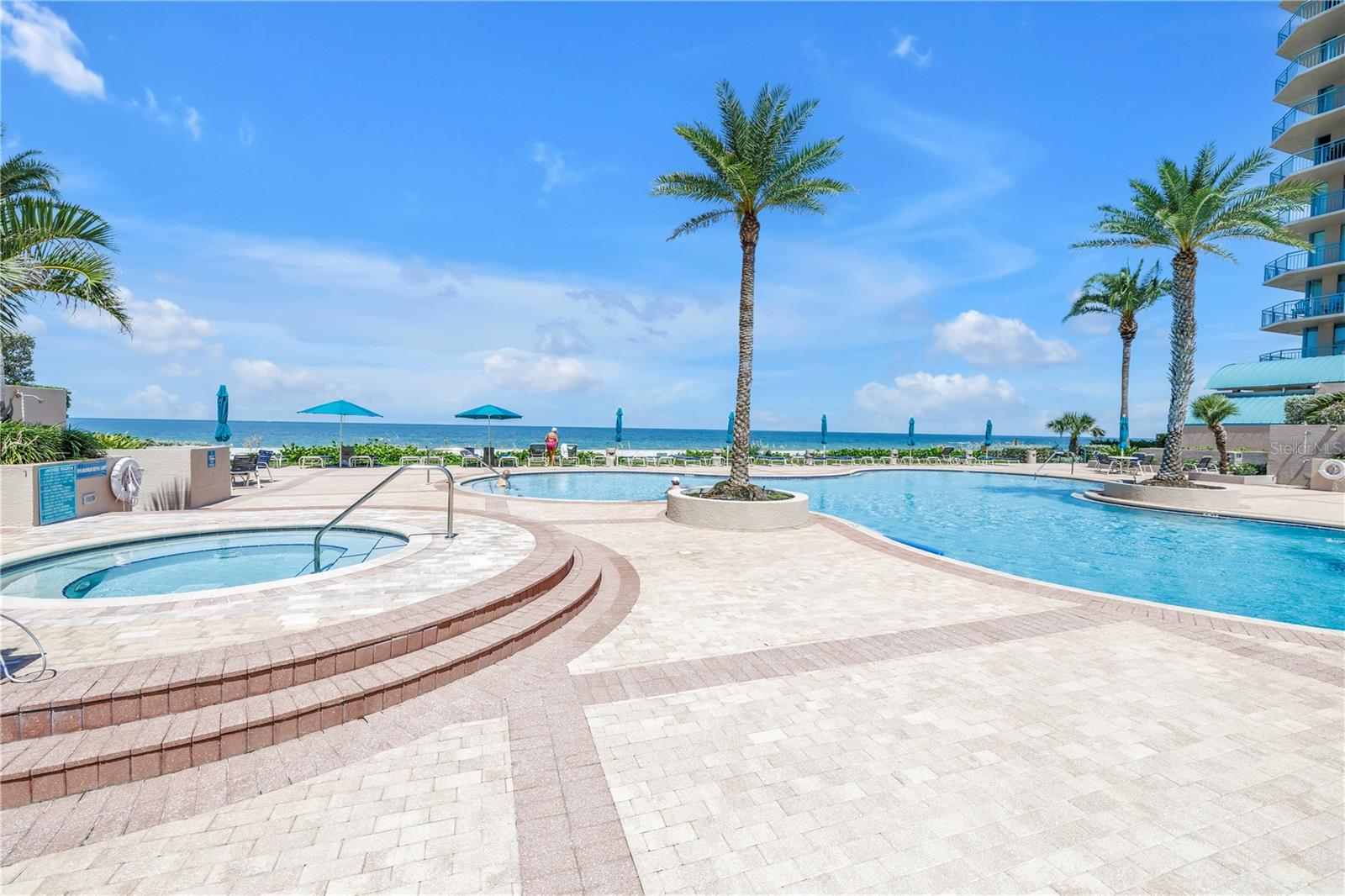 Image 48 of 58 For 1520r Gulf Boulevard 906