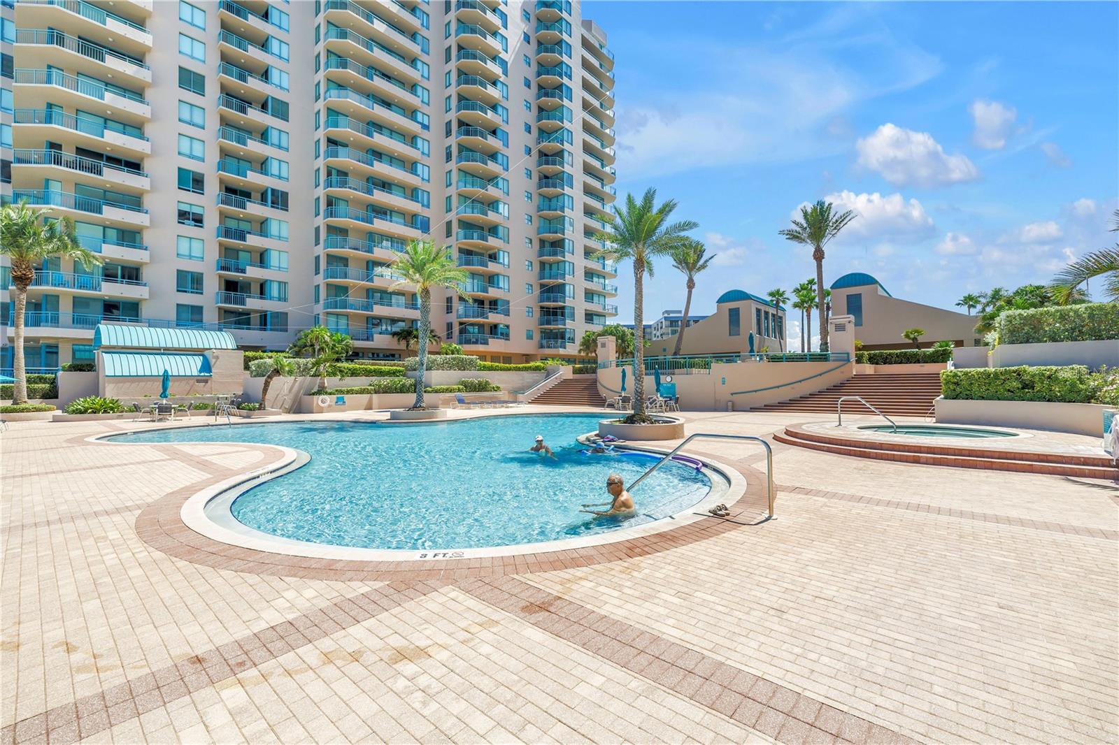 Image 55 of 58 For 1520r Gulf Boulevard 906