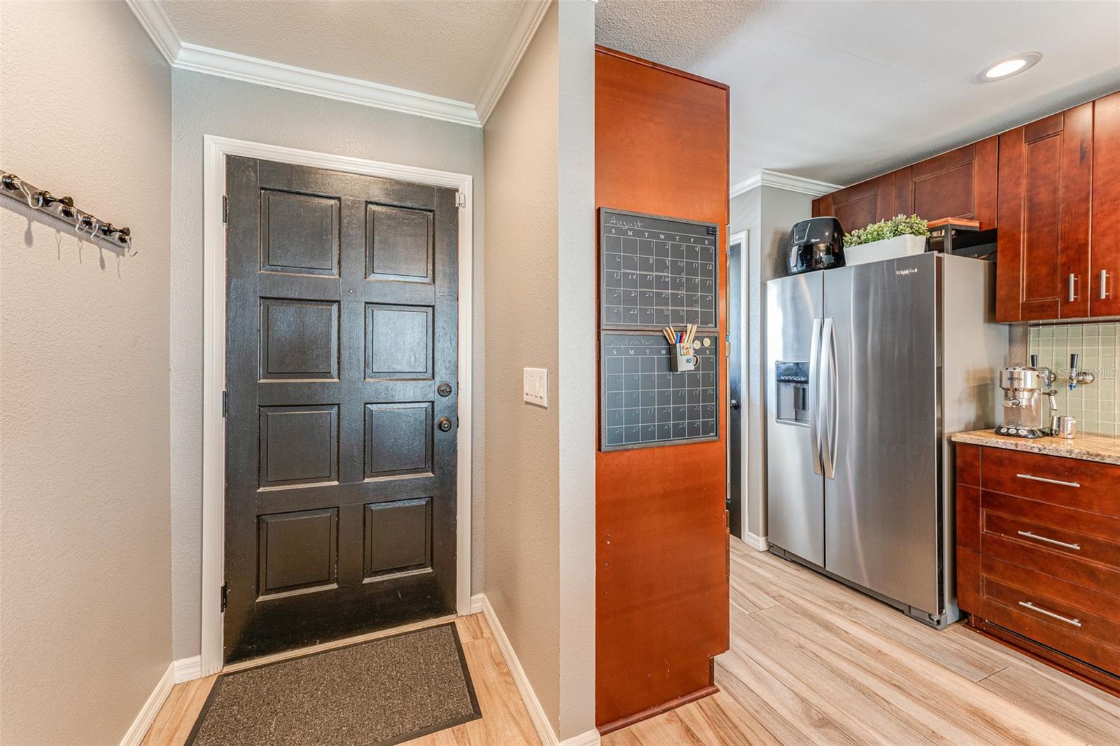 Image 2 of 39 For 6332 Newtown Circle 32a1
