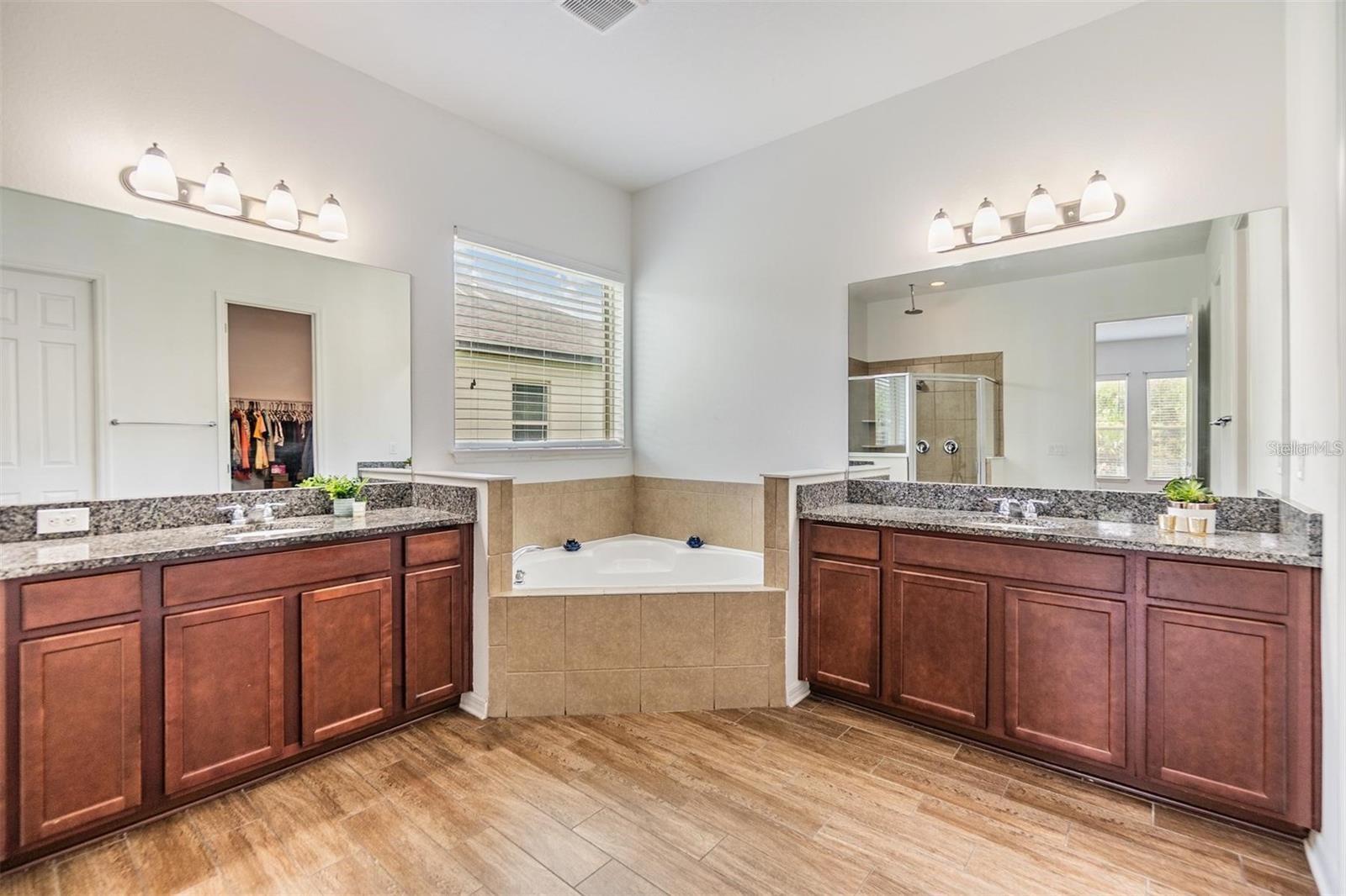 Image 19 of 59 For 4716 Butler National Drive