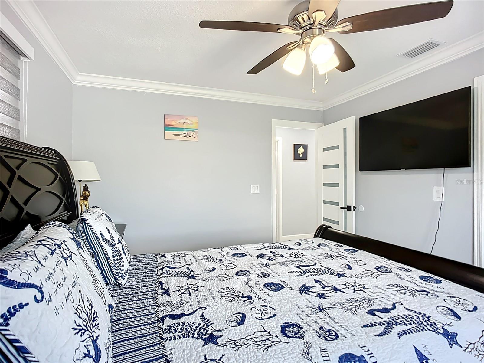 Listing photo id 26 for 6531 Santiago Court