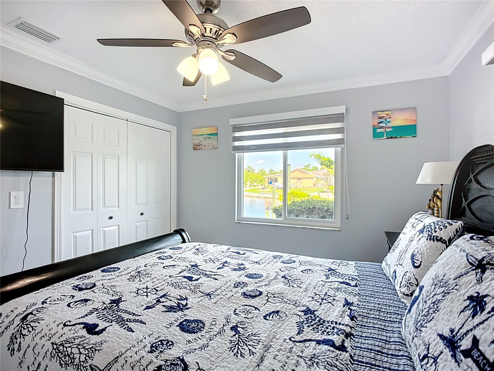 Listing photo id 28 for 6531 Santiago Court