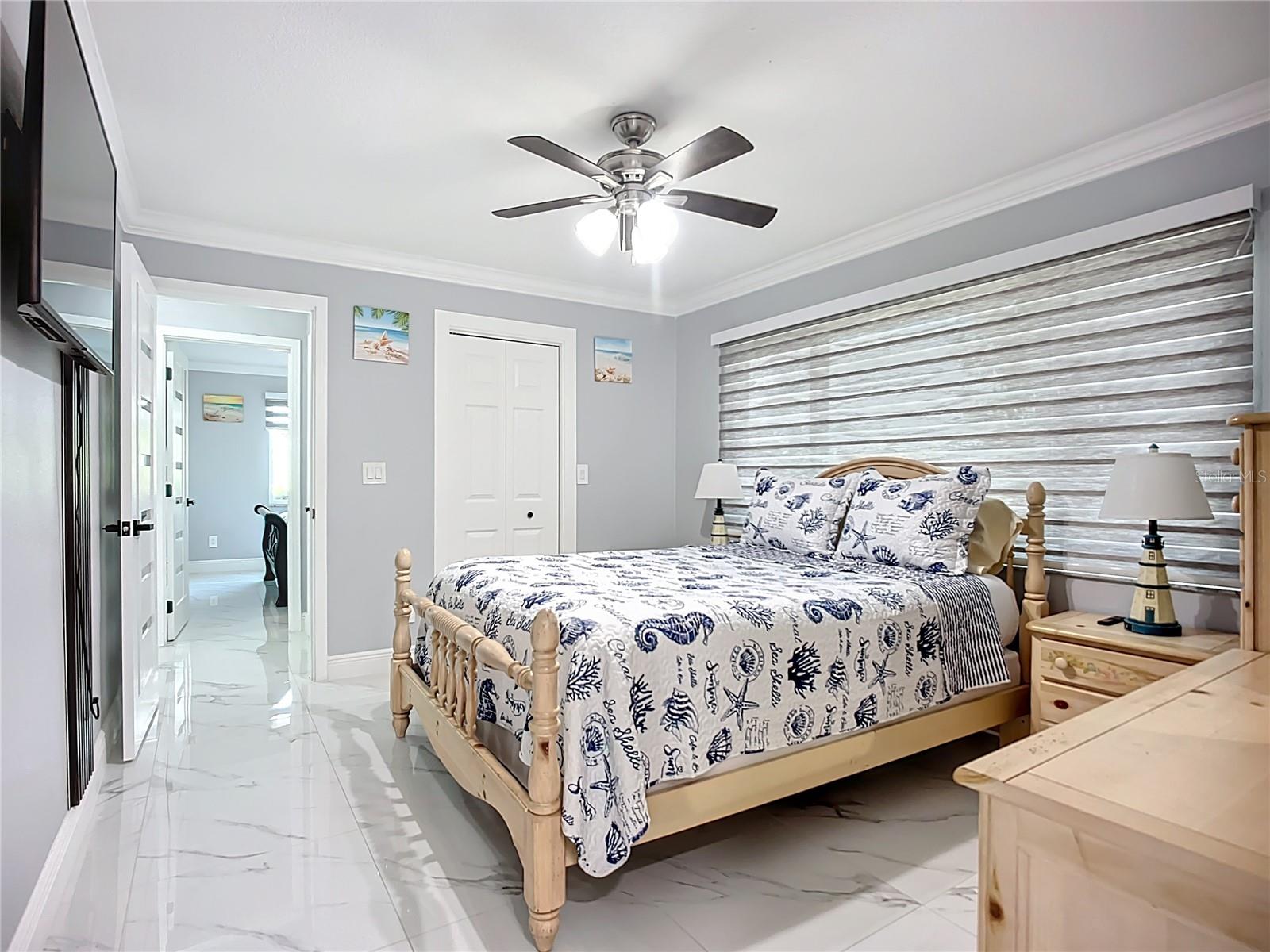 Listing photo id 31 for 6531 Santiago Court