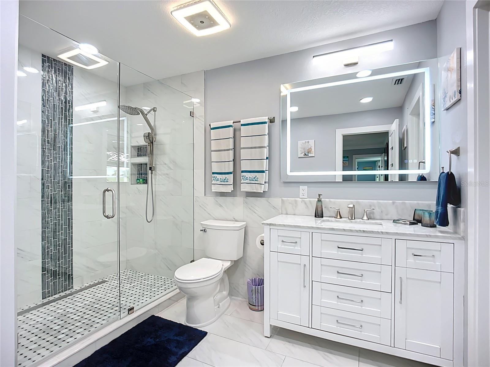 Listing photo id 32 for 6531 Santiago Court