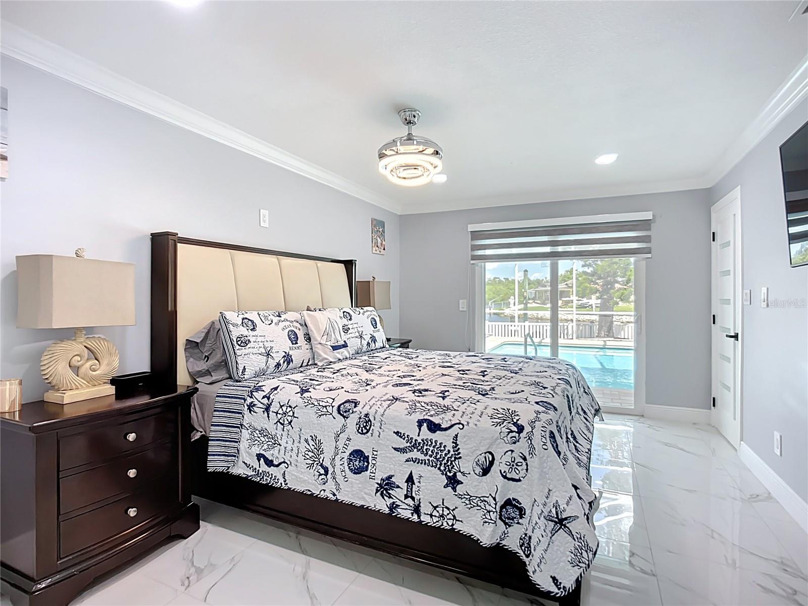 Listing photo id 36 for 6531 Santiago Court