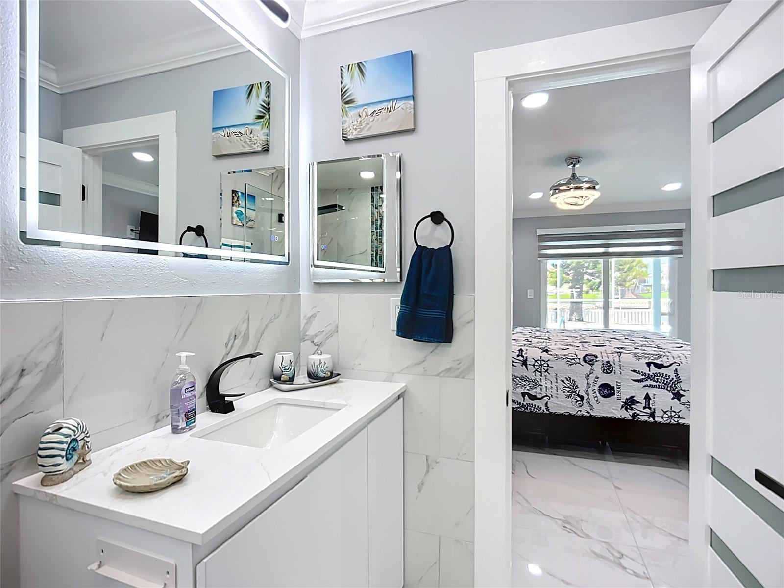 Listing photo id 42 for 6531 Santiago Court