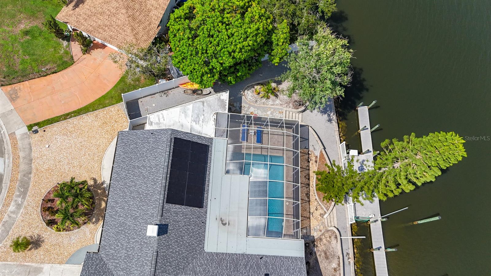 Listing photo id 70 for 6531 Santiago Court