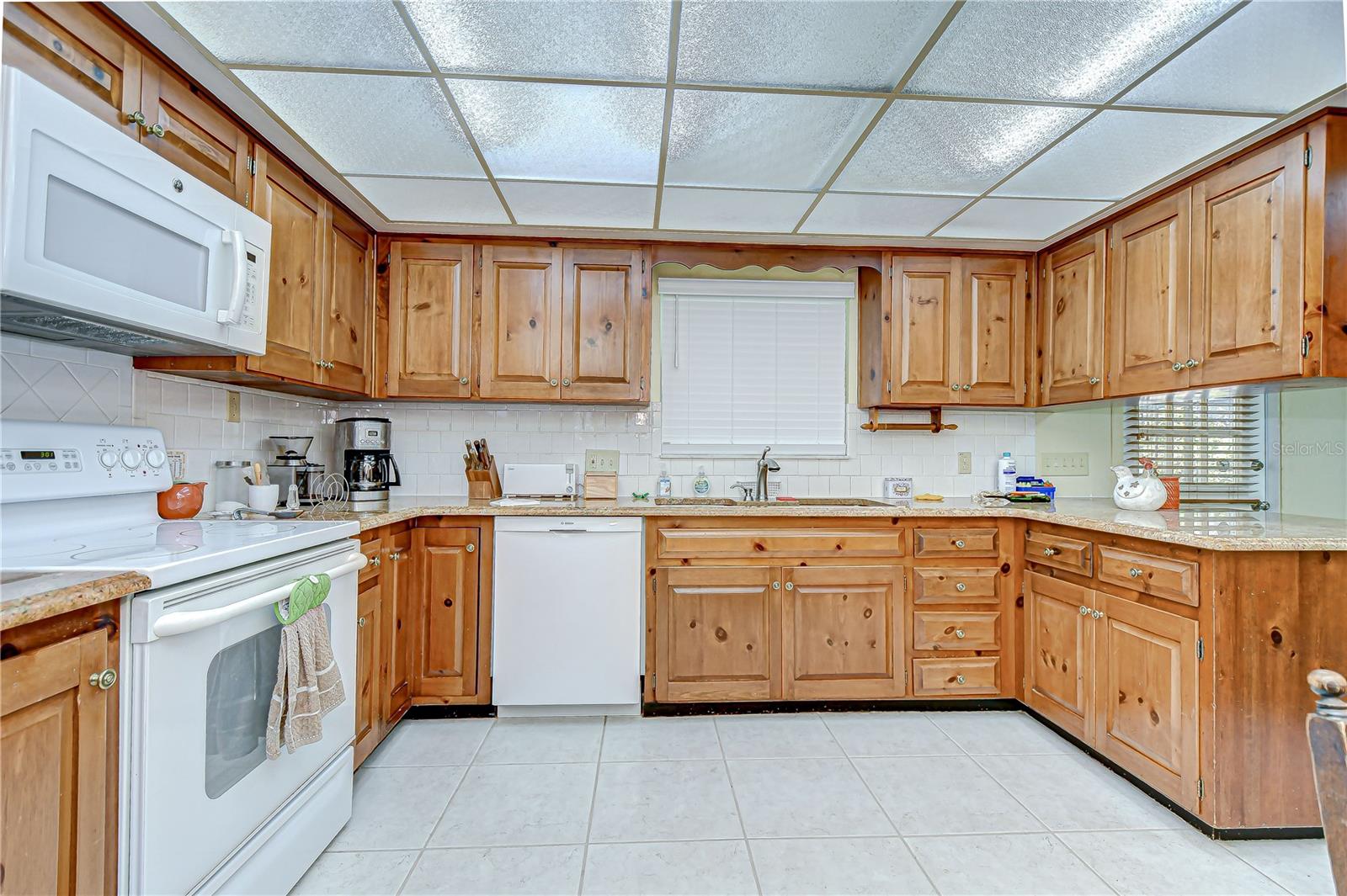 Image 16 of 39 For 121 Butler Road