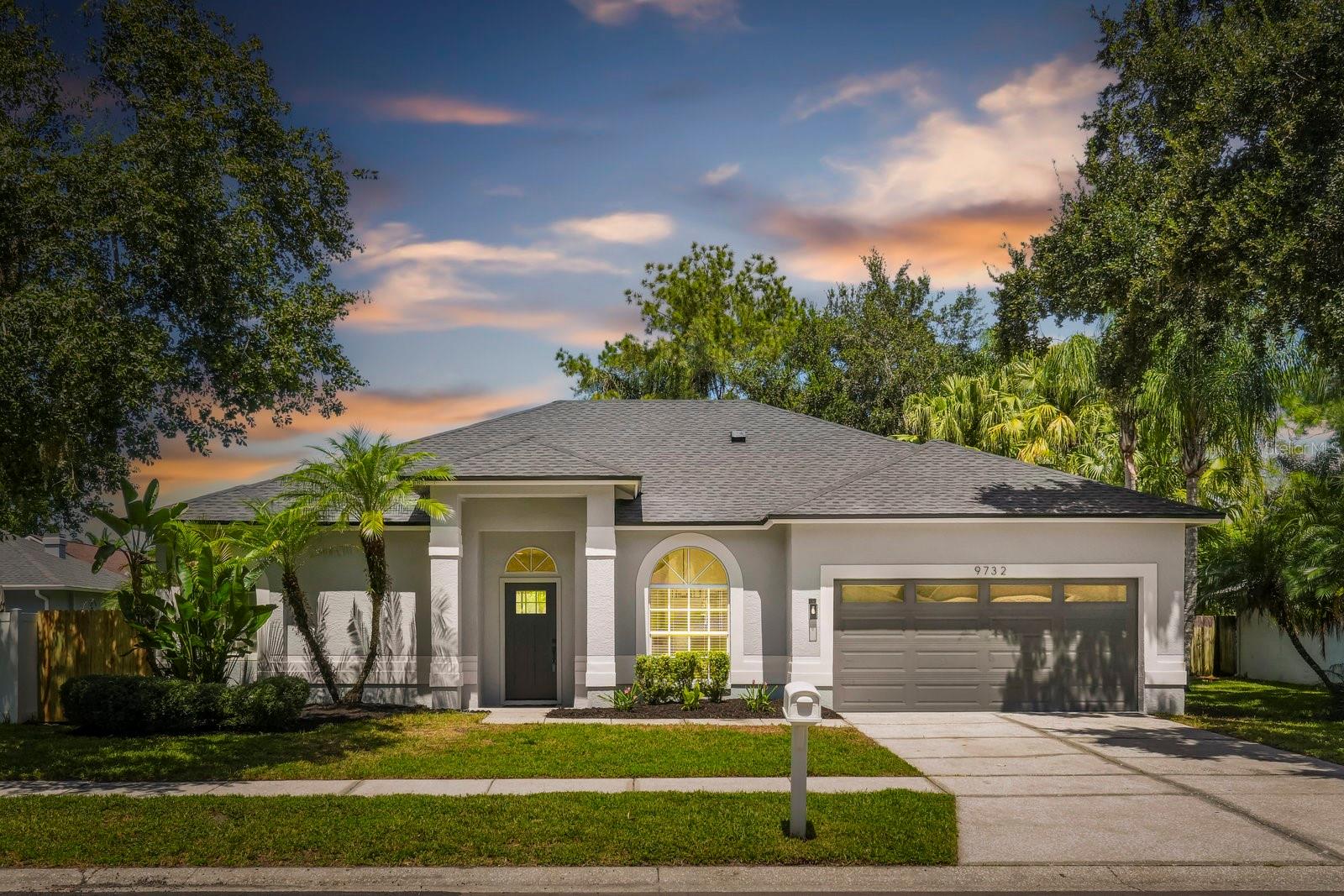 Listing photo id 36 for 9732 Fox Chapel Road