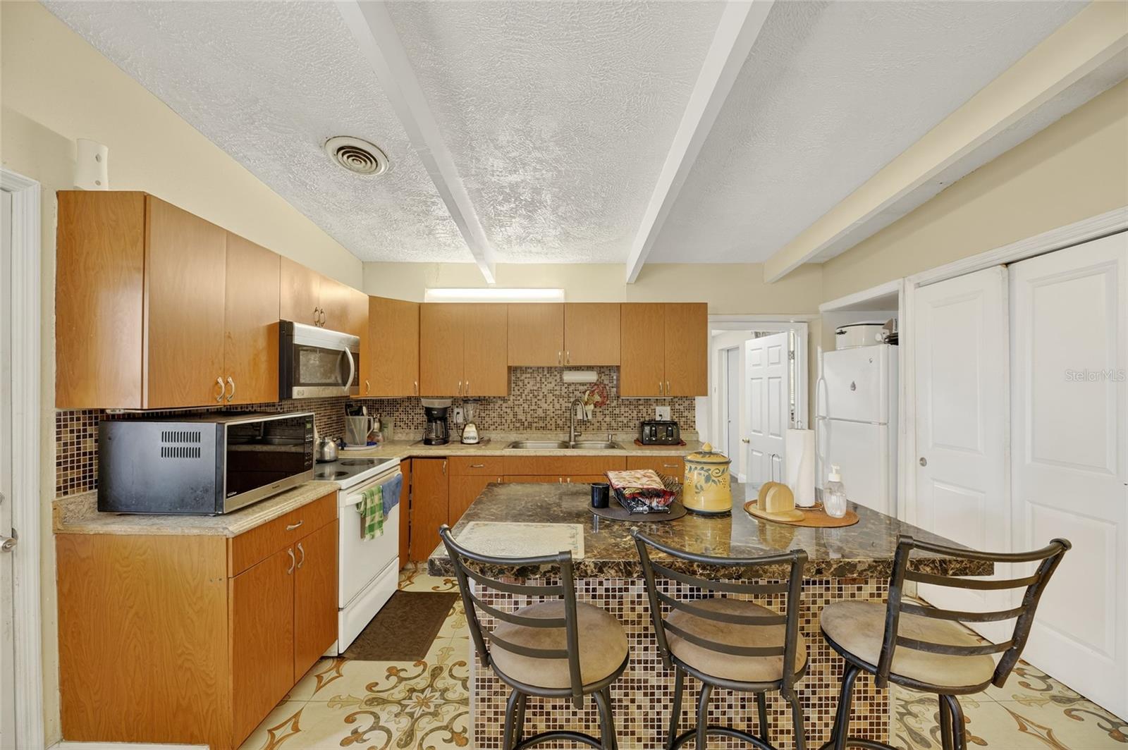 Image 12 of 27 For 7515 Tidewater Trl
