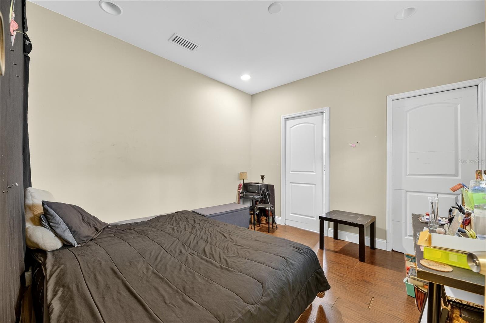 Image 5 of 27 For 7515 Tidewater Trl