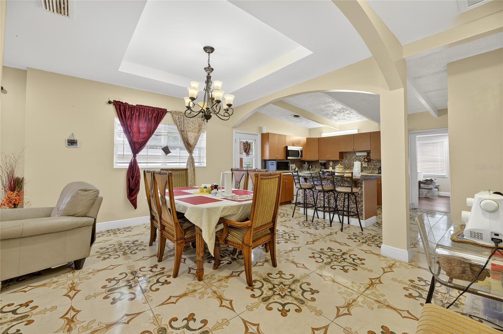 Image 9 of 27 For 7515 Tidewater Trl