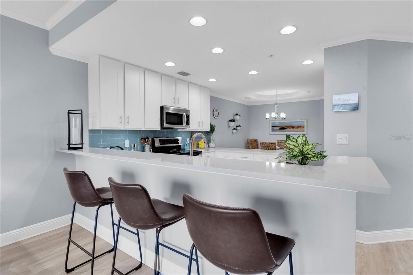Image 15 of 61 For 7069 Key Haven Road 303