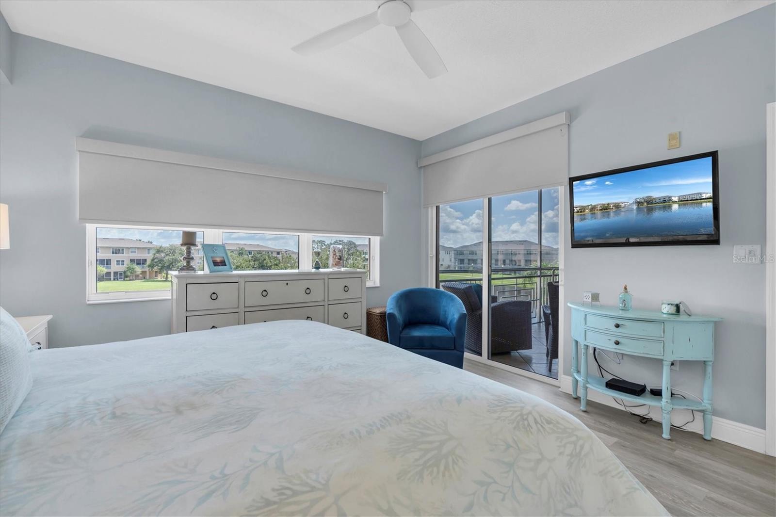 Image 23 of 61 For 7069 Key Haven Road 303