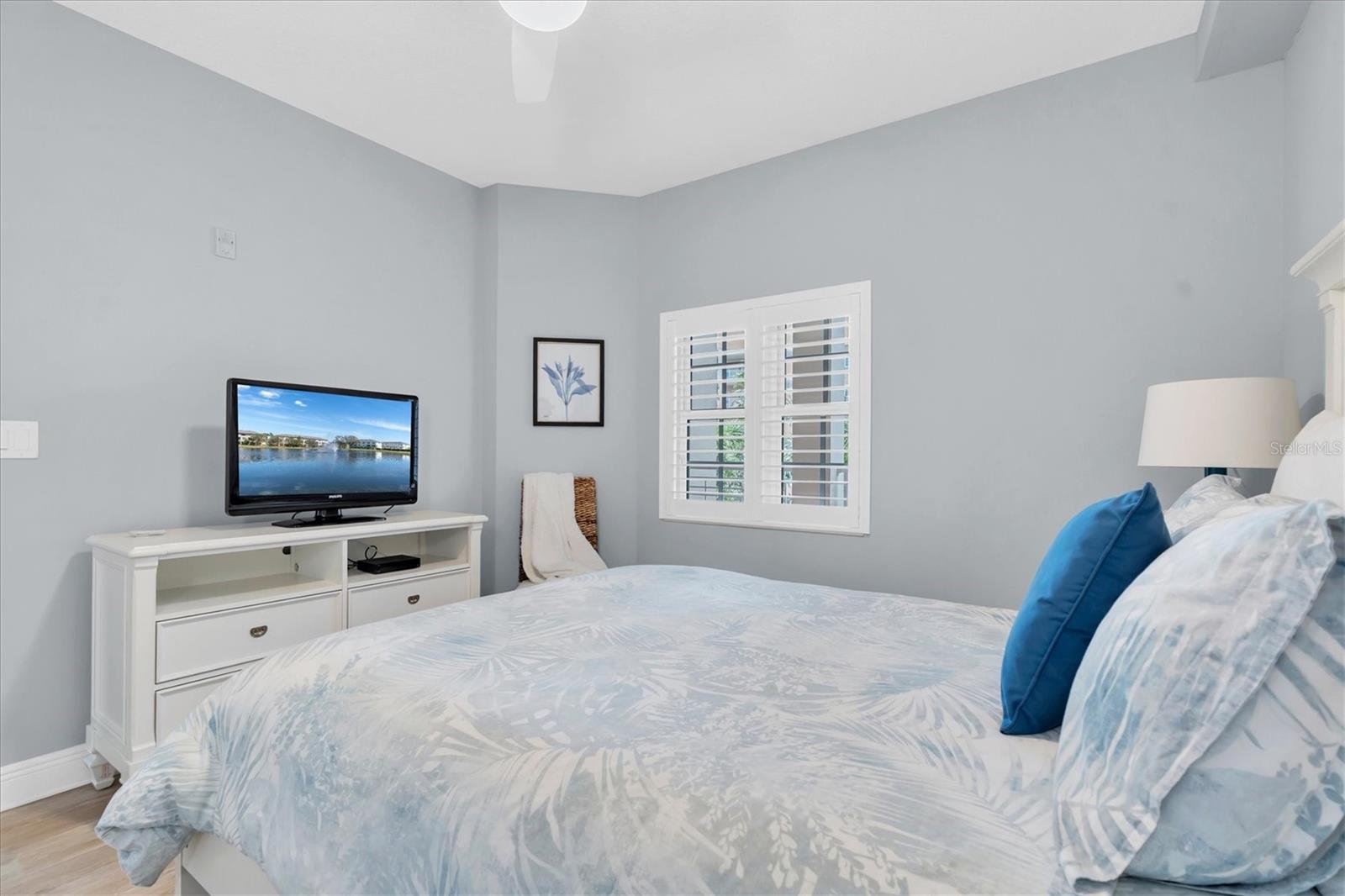 Image 27 of 61 For 7069 Key Haven Road 303