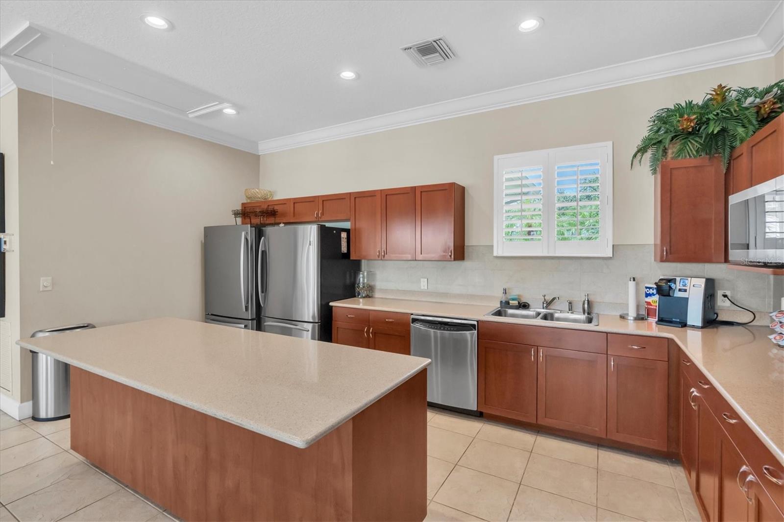 Image 37 of 61 For 7069 Key Haven Road 303